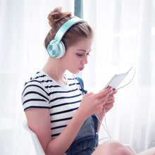 Load image into Gallery viewer, AILIHEN C8 Wired Headphones with Microphone and Volume Control